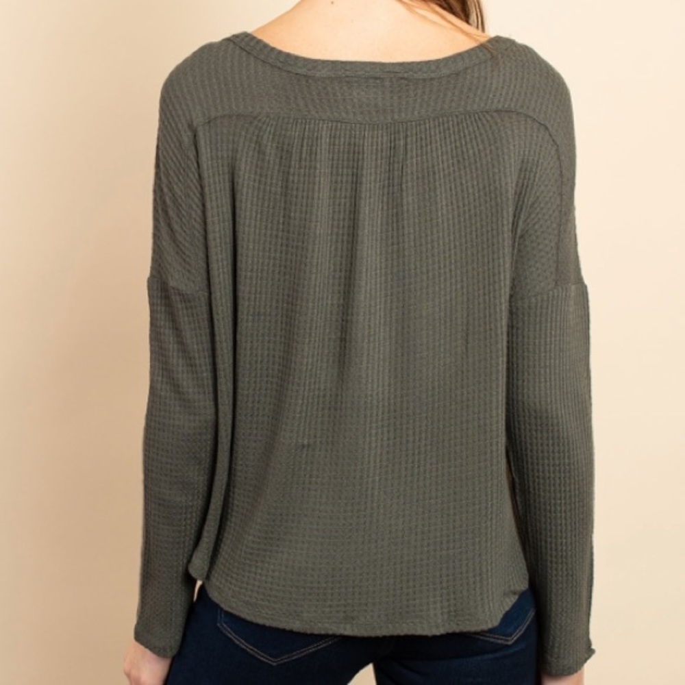 ❤️1 HOUR SALE❤️
 Long sleeve top ! Waffle knit top - Picture 3 of 3